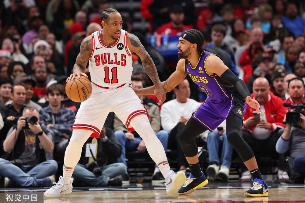 更加紧张刺 更加紧张刺