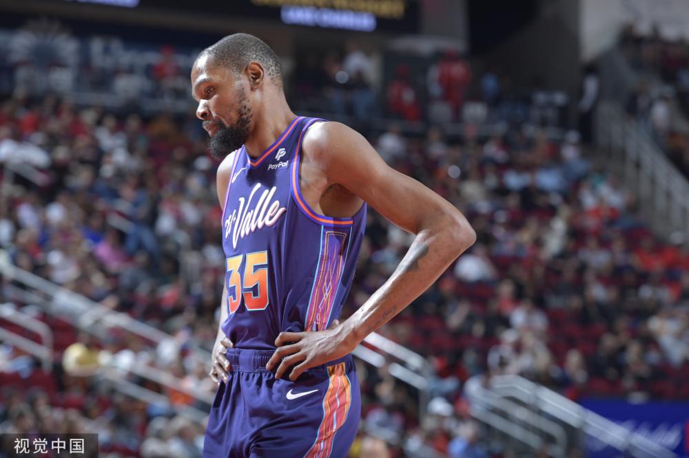 相比之下 相比之下