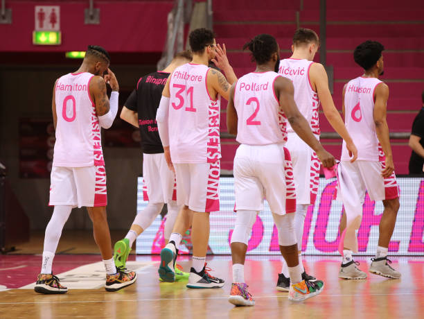 是马赛攻防 是马赛攻防